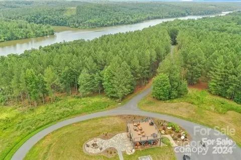 274 Table Rock 172 Trce #172, Morganton, NC 28655
