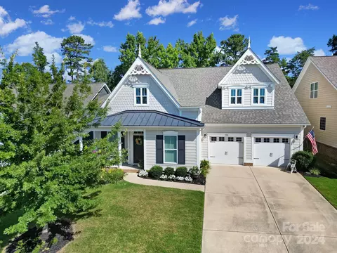 1048 Cameron Creek Pkwy, Tega Cay, SC 29708