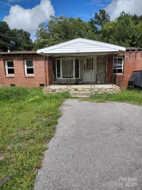 310 Yancey Ln, Henderson, NC 27536