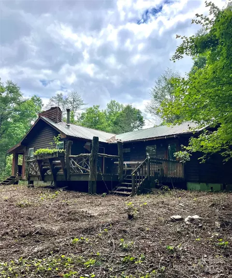 208 Laurel Dr, Sapphire, NC 28774