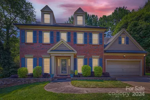 1530 Burning Lantern Ln, Kannapolis, NC 28081