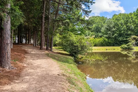 101 N Kimberly Rd, Davidson, NC 28036 photo 34