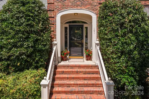 101 N Kimberly Rd, Davidson, NC 28036 photo 3