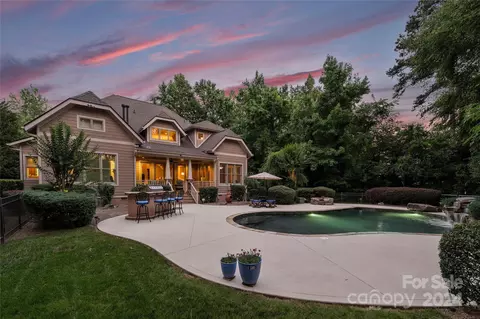 146 Tuskarora Point Ln, Mooresville, NC 28117