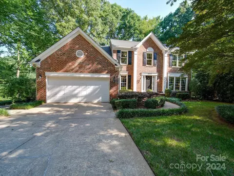 9019 Willow Trace Ct, Huntersville, NC 28078