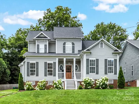 4556 Emory Ln, Charlotte, NC 28211