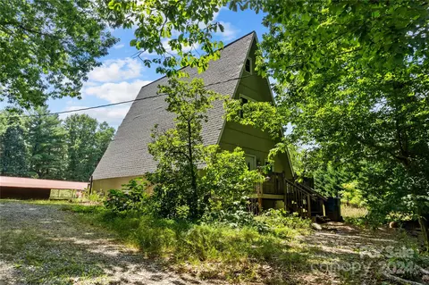 3111 Playmore Beach Rd, Morganton, NC 28655