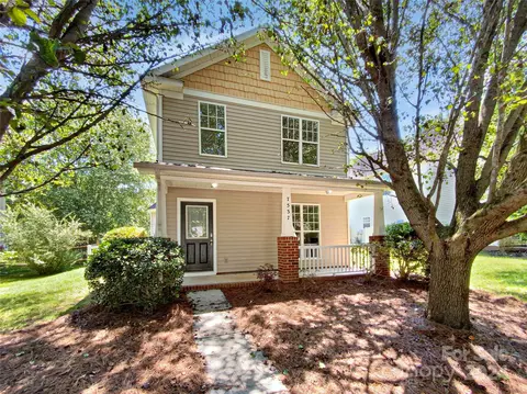 7537 Rolling Meadows Ln, Huntersville, NC 28078