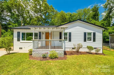 870 Rolling Green Rd, Rock Hill, SC 29730