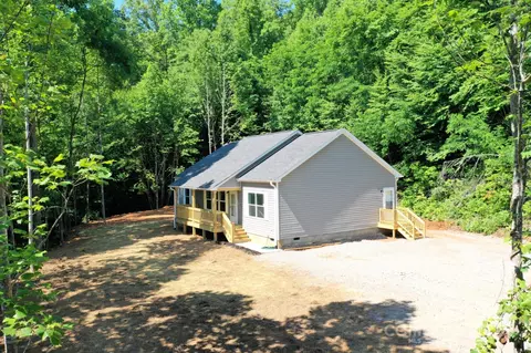 35 Fallen Oak Dr, Sylva, NC 28779