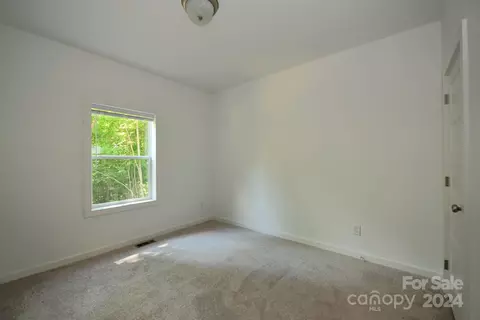 35 Fallen Oak Dr, Sylva, NC 28779 photo 15