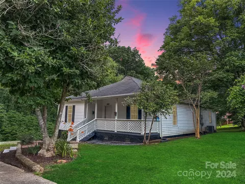 94 Fifth Em St, Marion, NC 28752