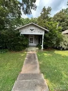 637 Front St, Statesville, NC 28677