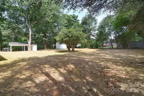Exterior - 1604 Tower Ct, Monroe, NC 28112 photo 1 of 2