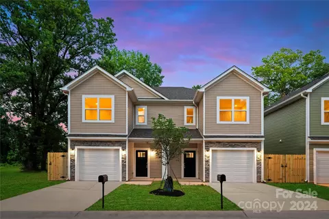 6617 Rockwell W Blvd W, Charlotte, NC 28269