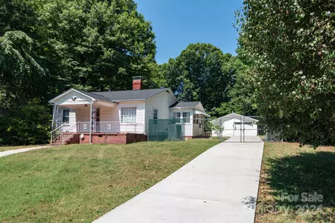 308 Toddville Rd, Charlotte, NC 28214