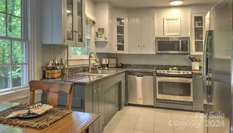 Kitchen - 376 Page Farm Rd, Tryon, NC 28782 photo 3 of 3