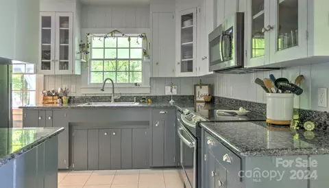 Kitchen - 376 Page Farm Rd, Tryon, NC 28782 photo 1 of 3