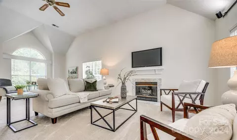 13626 Dansville Dr, Pineville, NC 28134