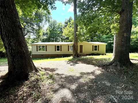 1314 Waxhaw Indian Trail Rd, Waxhaw, NC 28173