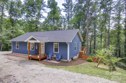 380 Rich Mountain Rd, Flat Rock, NC 28731