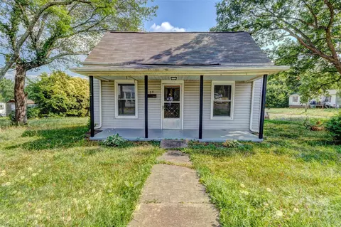 29 Bennett Dr, Kings Mountain, NC 28086