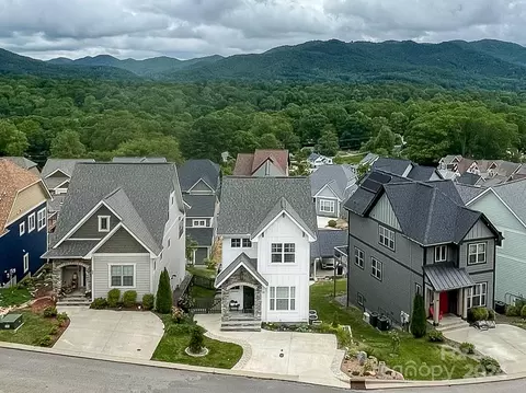 56 Tudor Way, Black Mountain, NC 28711