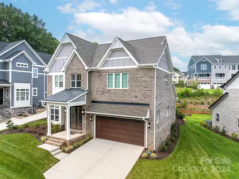 Exterior - 811 Naples Dr, Davidson, NC 28036 photo 2 of 6
