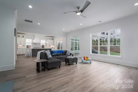 Living - 811 Naples Dr, Davidson, NC 28036 photo 3 of 4