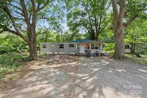 525 Elizabeth Dr, Gastonia, NC 28052