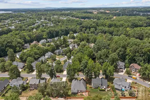 8127 Forest Shadow Cir, Cornelius, NC 28031 photo 47