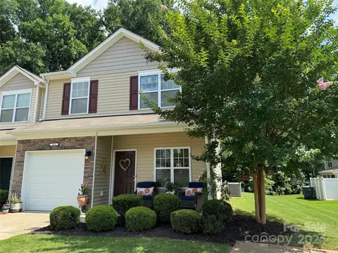 162 Limerick A Rd #A, Mooresville, NC 28115