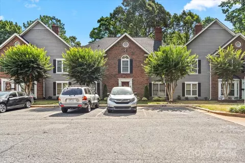 1769 Robinwood Rd, Gastonia, NC 28054