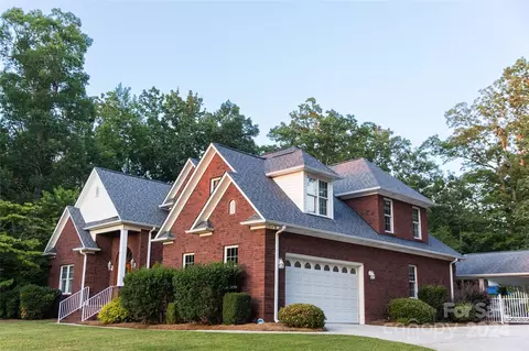 109 Devonshire Ln, Salisbury, NC 28146 photo 2