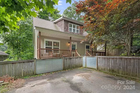 72 Marietta St, Asheville, NC 28803