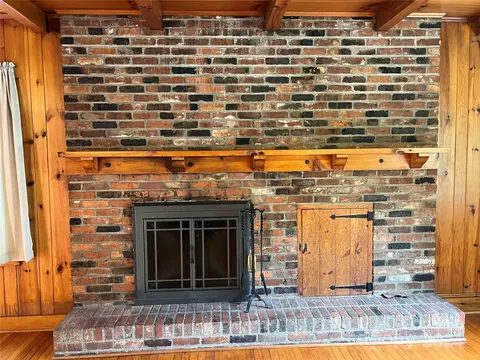 Living - 804 Rutherford Rd, Marion, NC 28752 photo 3 of 5