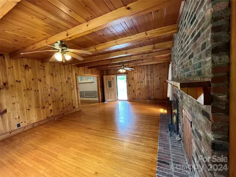 Living - 804 Rutherford Rd, Marion, NC 28752 photo 1 of 5