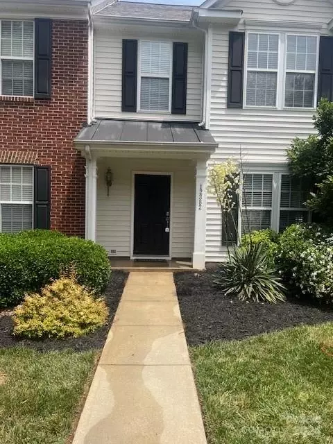12382 Swan Wings Pl, Huntersville, NC 28078