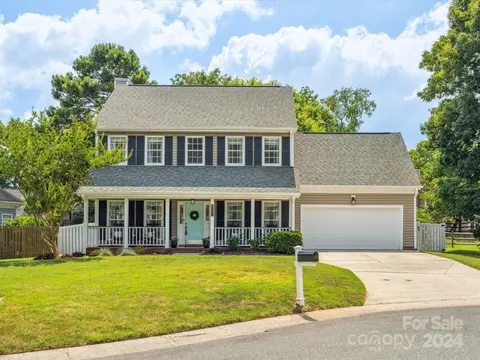 8531 Albury Walk Ln, Charlotte, NC 28277