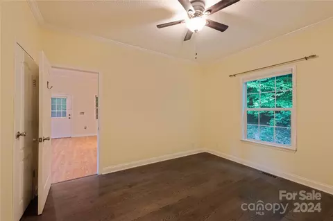 Bedroom - 124 Wilds Branch Rd, Marshall, NC 28753 photo 3 of 3