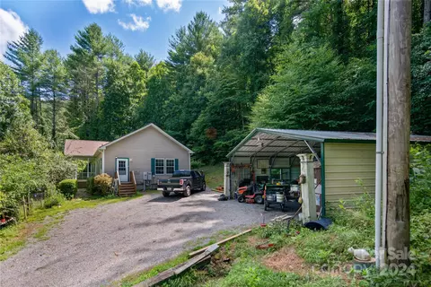 Exterior - 124 Wilds Branch Rd, Marshall, NC 28753 photo 2 of 16