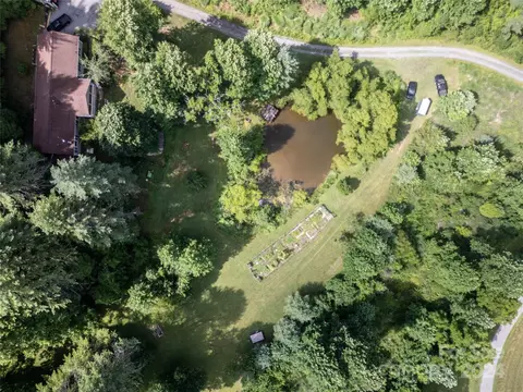 124 Wilds Branch Rd, Marshall, NC 28753