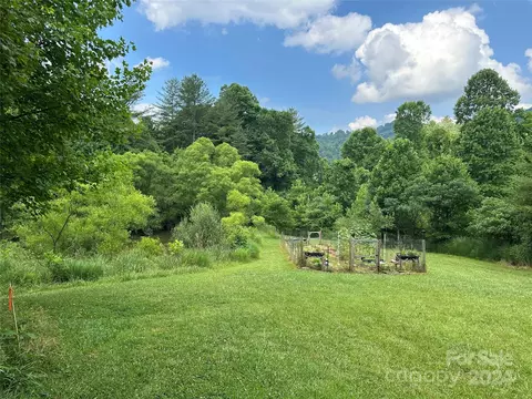 Exterior - 124 Wilds Branch Rd, Marshall, NC 28753 photo 11 of 16