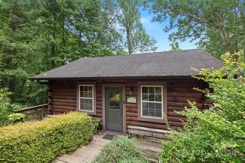 359 Seton Rd, Lake Lure, NC 28746