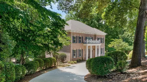 209 37th Avenue Nw Pl NW, Hickory, NC 28601