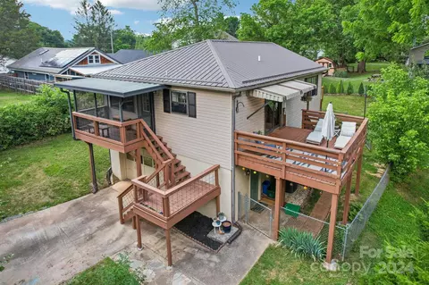 213 Edgar St, Asheville, NC 28806