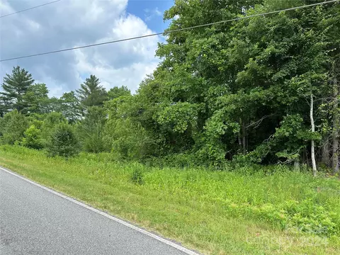 4236 Fox Rd, Lenoir, NC 28645