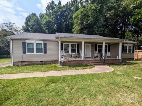 7011 Chapparall View Ct, Charlotte, NC 28215