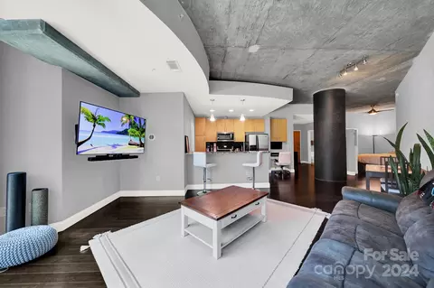 210 N Church 1403 St #1403, Charlotte, NC 28202