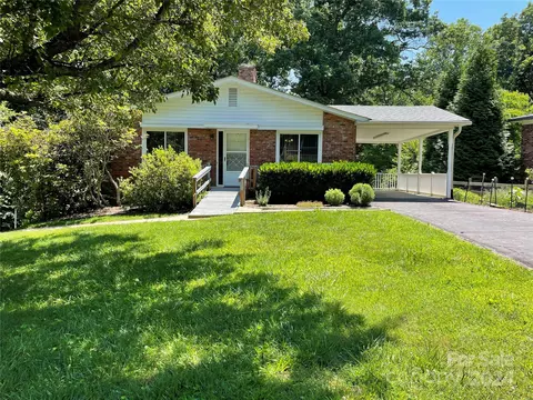 7 Zephyr B Dr #B, Asheville, NC 28806